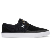 dc_shoes_wes_kremer_2_x_sk8mafia_black_white_1
