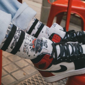 american_socks_signature_mid_high_stay_true_8