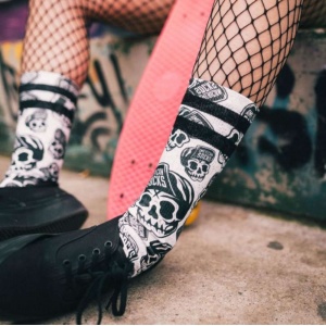 american_socks_signature_skater_skull_4