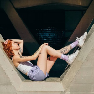 american_socks_violet_ankle_high_4