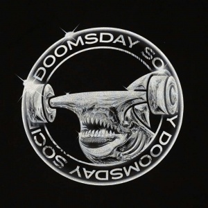 doomsday_chromohead_tee_black_2