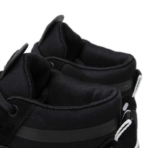 globe_dimension_black_white_gum_6