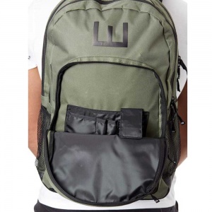 globe_jagger_iii_backpack_olive_black_3