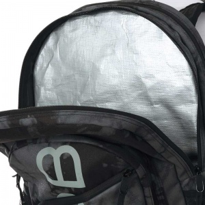 globe_jagger_iii_backpack_tie_dye_grey_4
