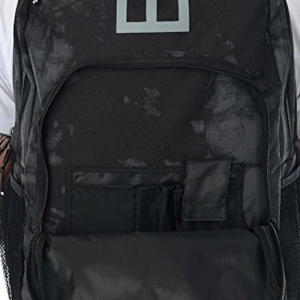 globe_jagger_iii_backpack_tie_dye_grey_6