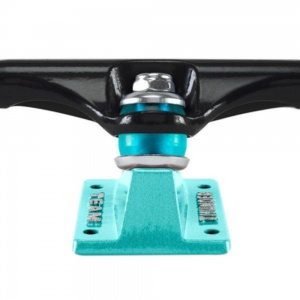 trucks_thunder_color_theory_team_hollows_seafoam_149_3
