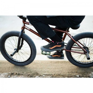 vans_112_mid_pro_dakota_roche_black_brown_7